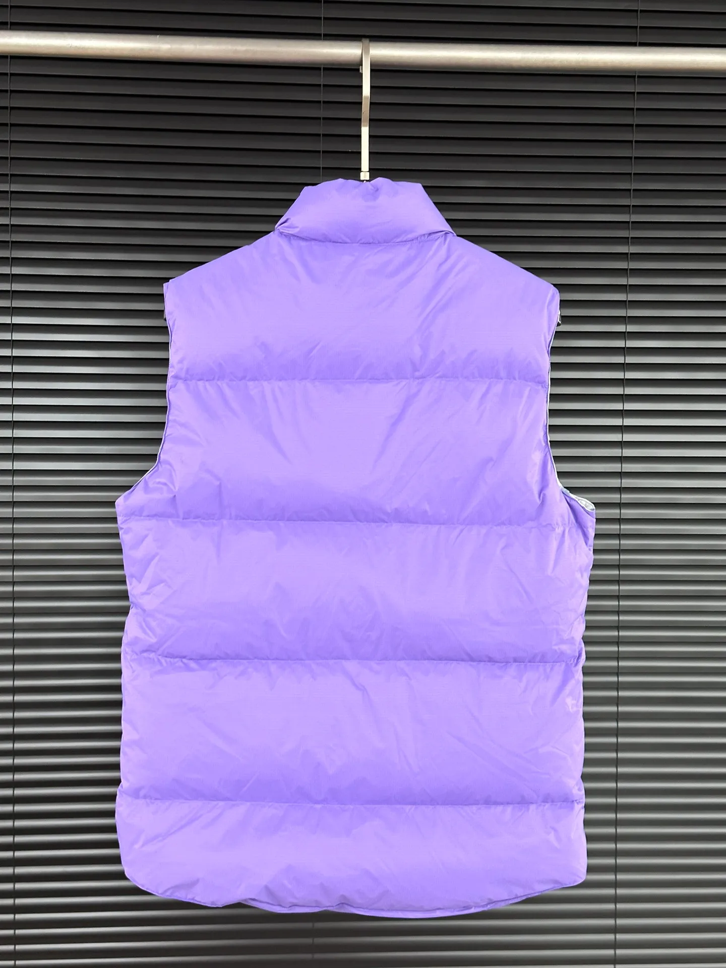 P400 【𝗖𝗮𝗻𝗮𝗱𝗮𝗴𝗼𝗼𝘀𝗲】/Canada Goose/White Label Glacier Down Vest/Purple